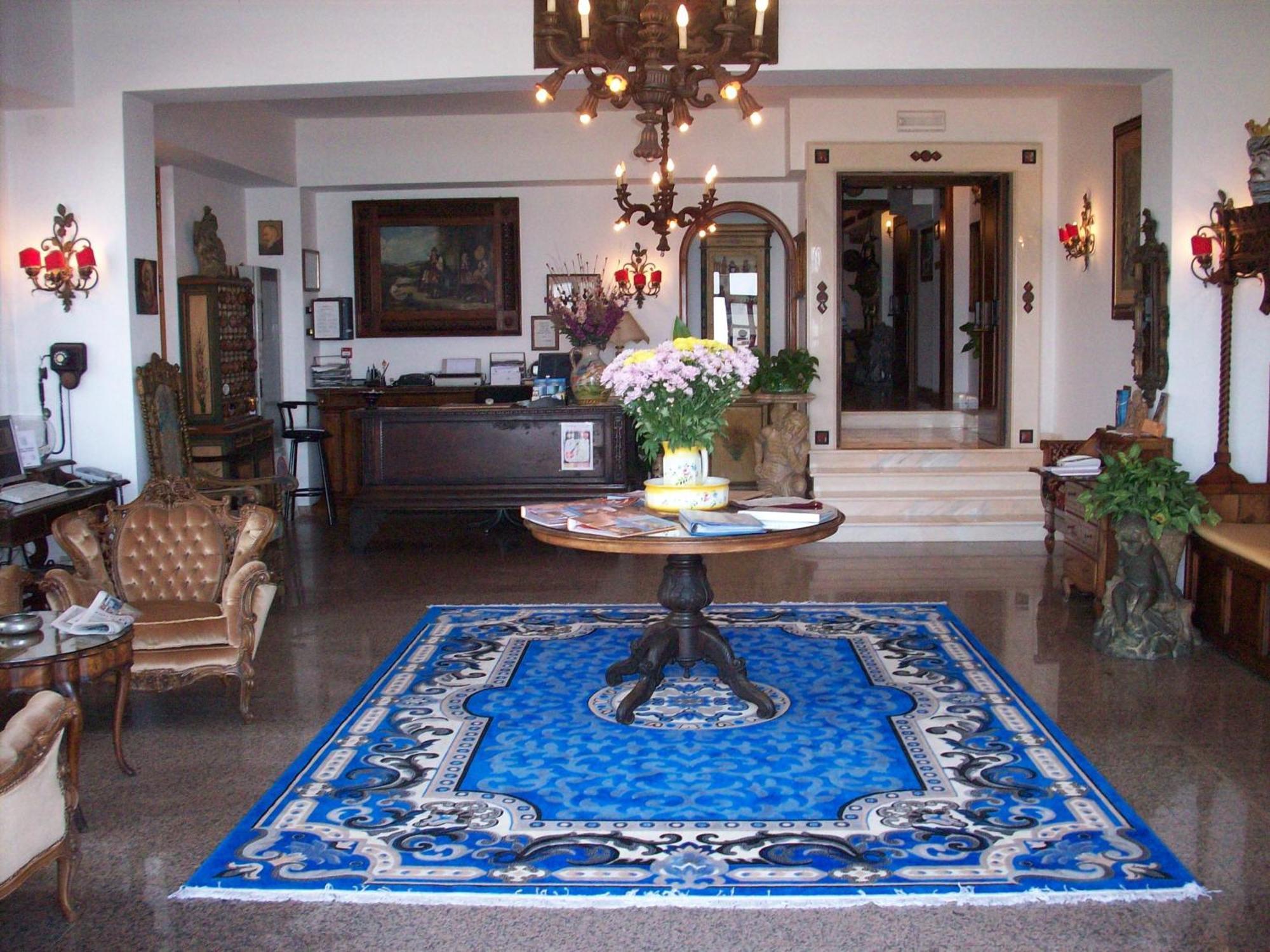 Hotel La Riva Джардини Наксос Екстериор снимка