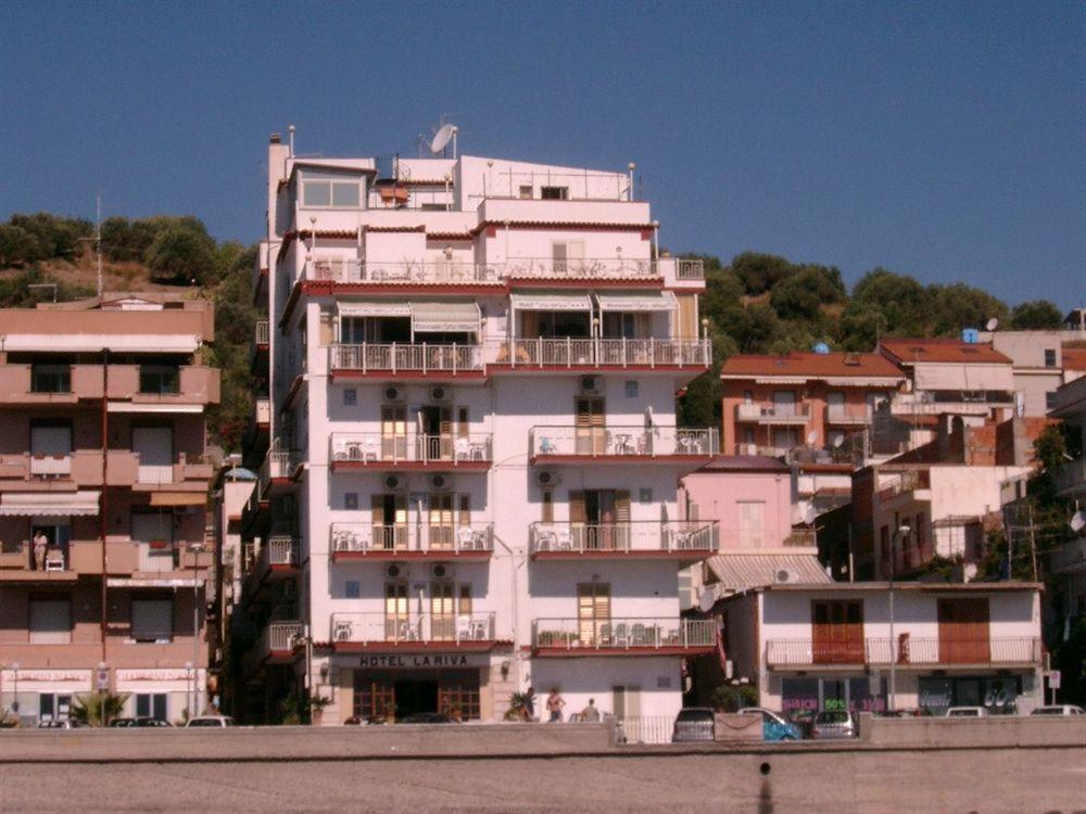Hotel La Riva Джардини Наксос Екстериор снимка