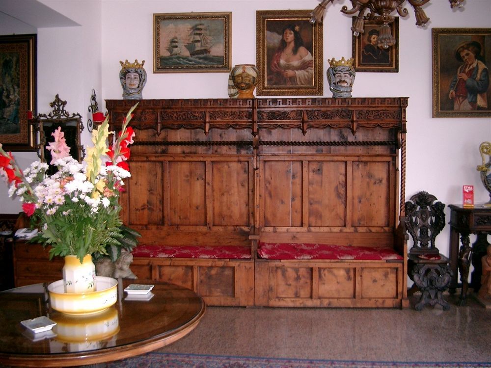 Hotel La Riva Джардини Наксос Екстериор снимка
