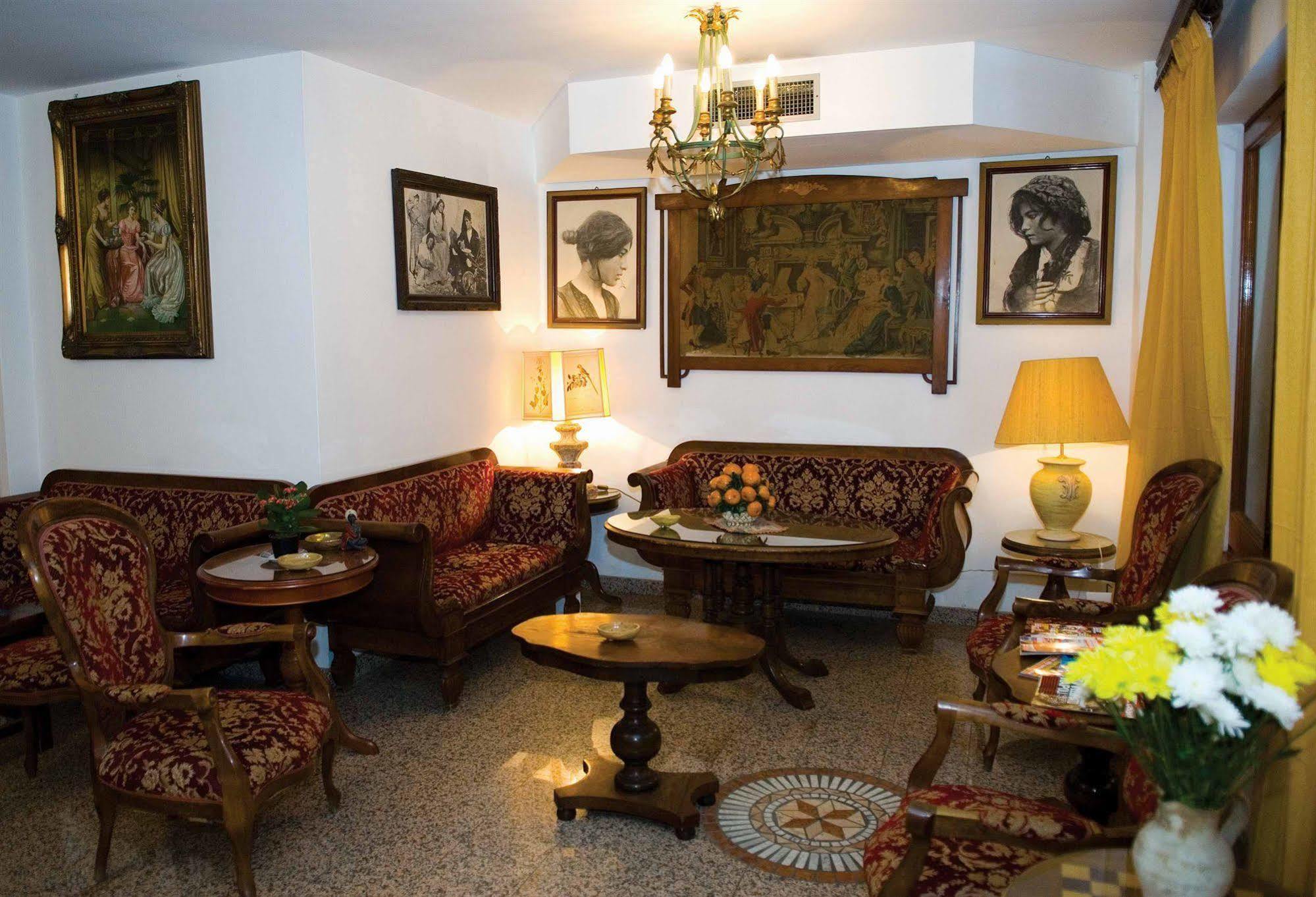 Hotel La Riva Джардини Наксос Екстериор снимка