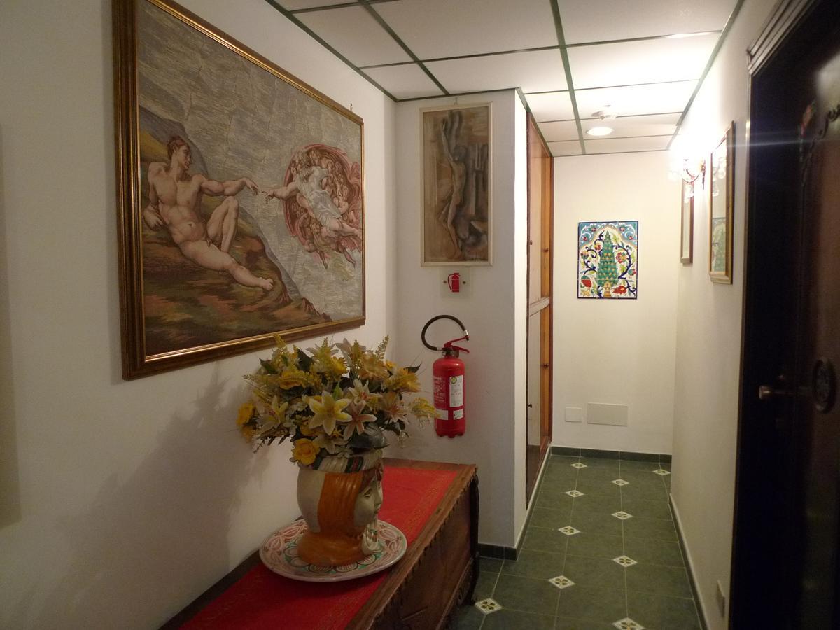 Hotel La Riva Джардини Наксос Екстериор снимка